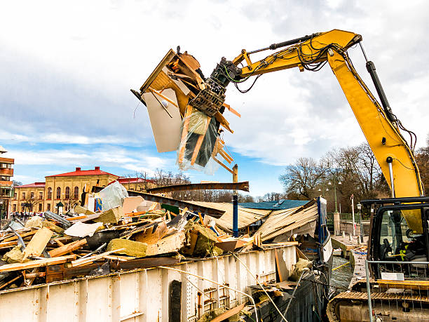 Best Construction Debris Removal  in Garden Grove, CA